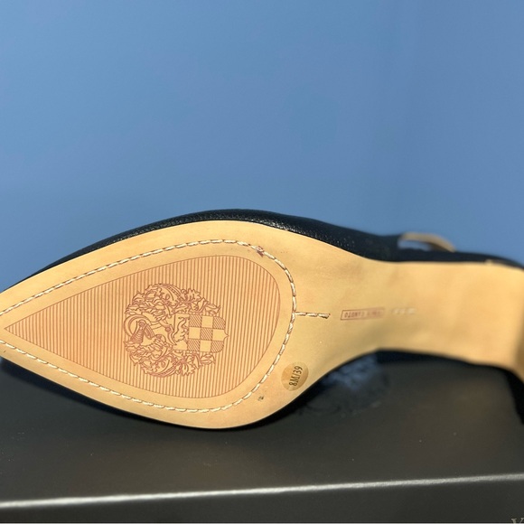 Vince Camuto Black Slingback Heels - Picture 5 of 6